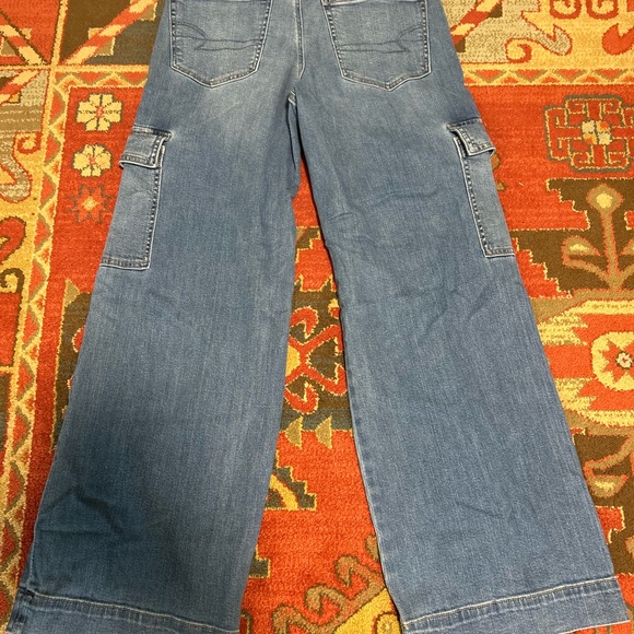 American Eagle Outfitters Blue Cargo Jeans - Picture 2 of 4